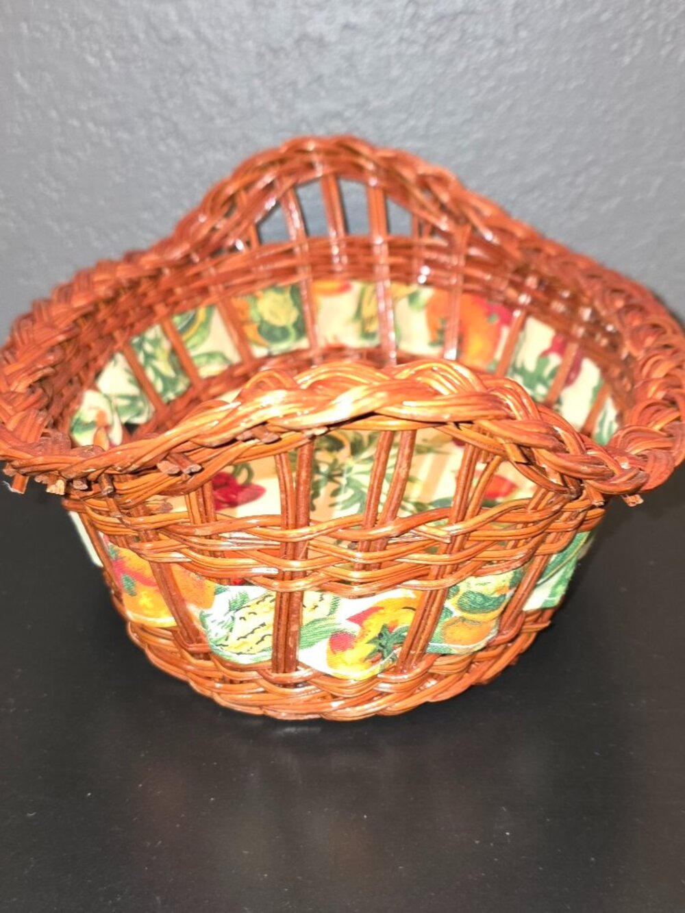 Woven Wicker Oval Bread Fruit Basket Vegetable Print Fabric Liner Kitchen Decor